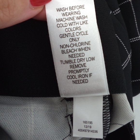 Evri Windowpane Capri Polyester Spandex Black White Pants 16W Plus Size - Picture 7 of 7